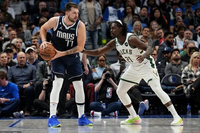 常规赛-骑士大胜猛龙30分 步行者逆转力克活塞